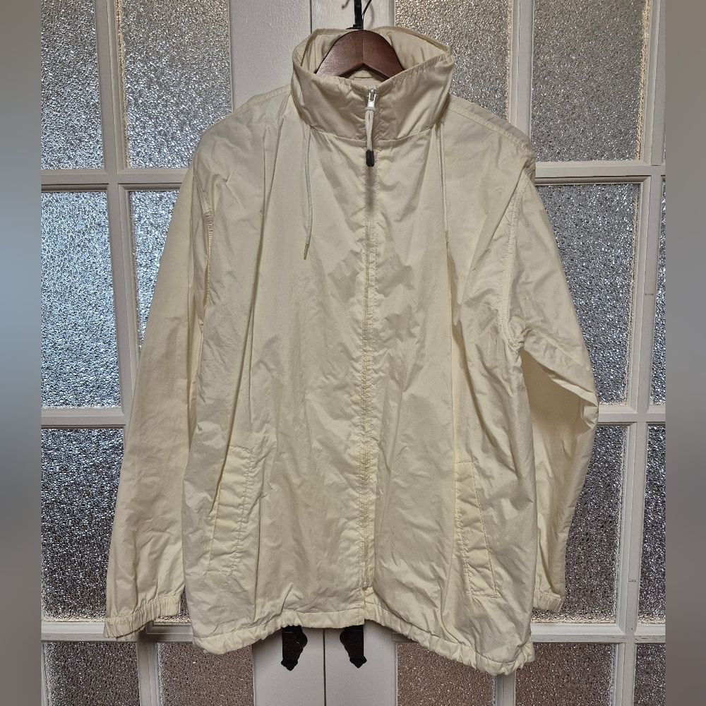 Matrix Men's Cream Shell Jacket  Water-Resistant Large